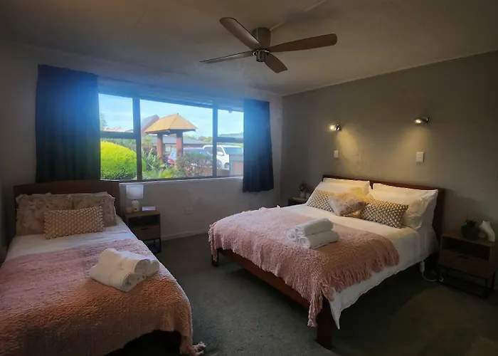 In Prime Location House With And Sauna Rotorua