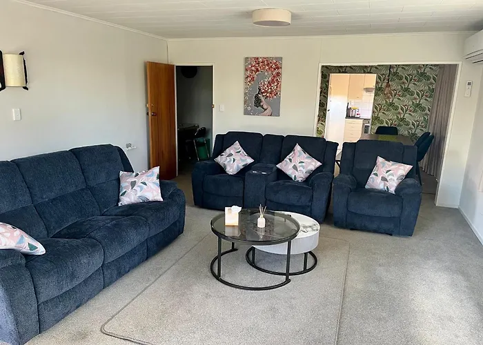 In Prime Location House With And Sauna Pensión 4*